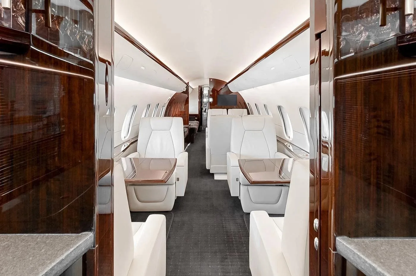 Cabin interior of a 2013 BOMBARDIER GLOBAL 5000.