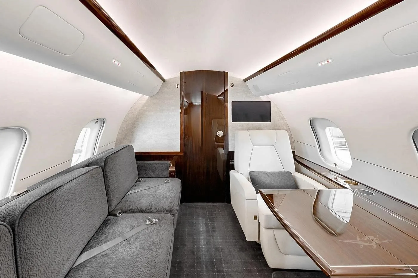 Cabin interior of a 2013 BOMBARDIER GLOBAL 5000.