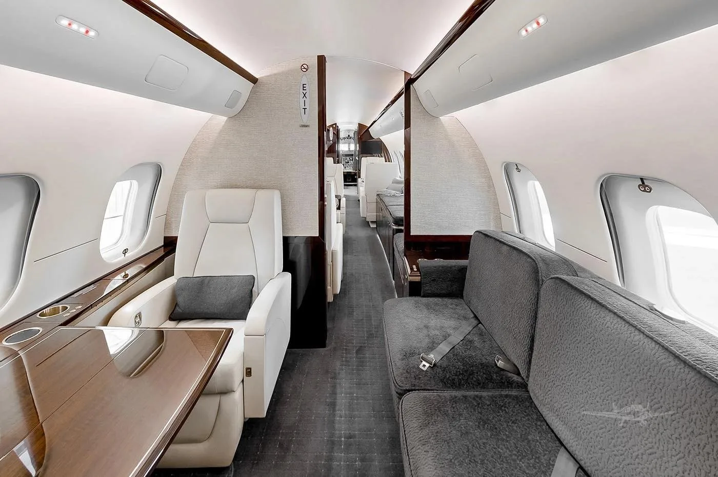 Cabin interior of a 2013 BOMBARDIER GLOBAL 5000.