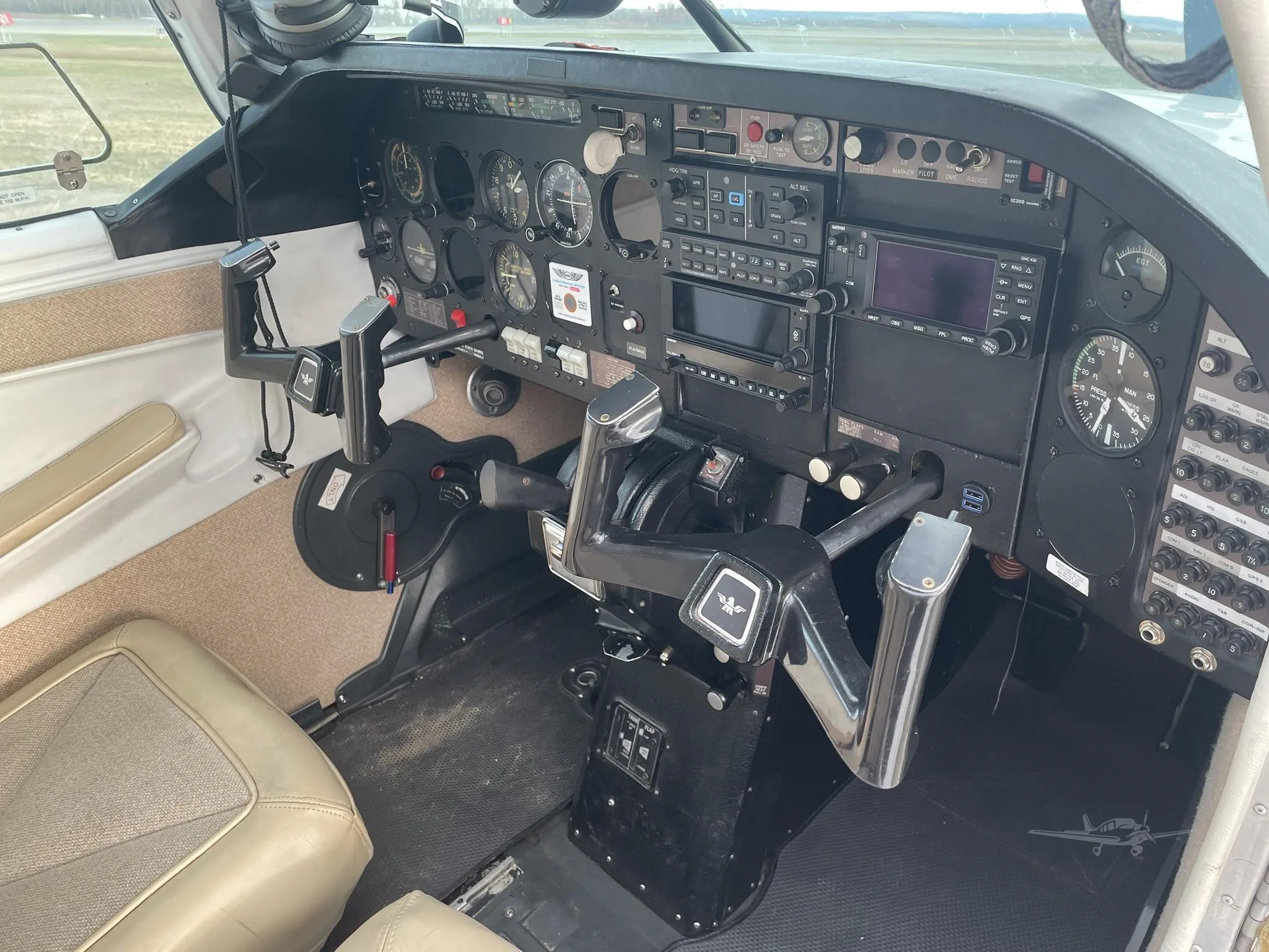Cockpit and instrument panel of a 1976 MOONEY M20F.