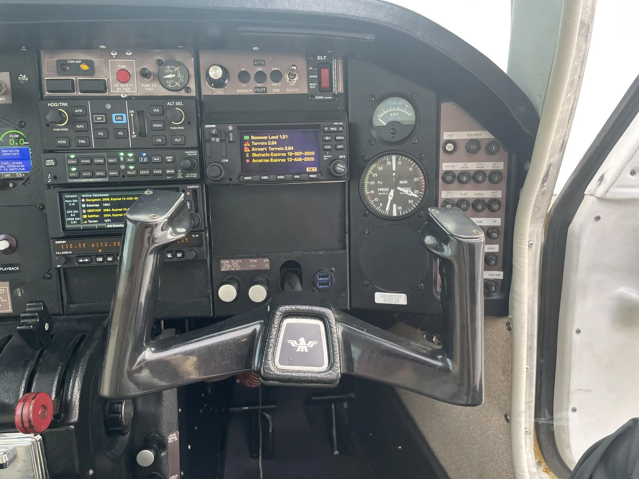 Cockpit and instrument panel of a 1976 MOONEY M20F.