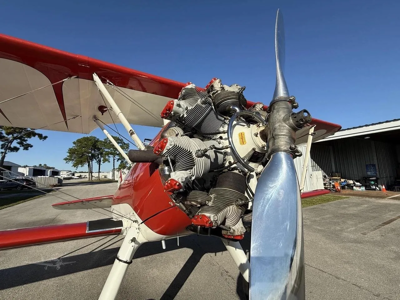 Engine detail of a 1943 BOEING/STEARMAN PT-17 KAYDET.