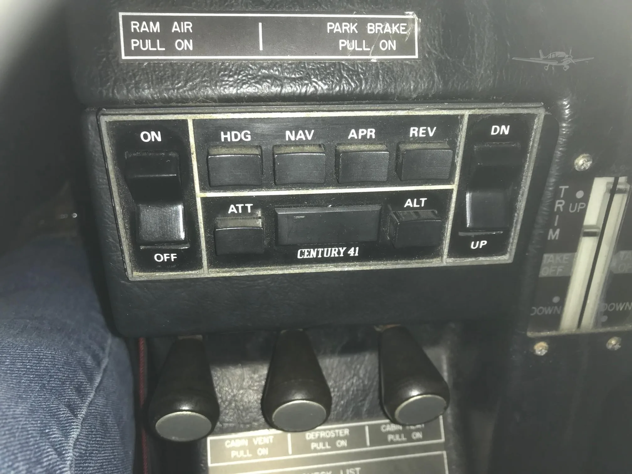 1981 Mooney M20J 201