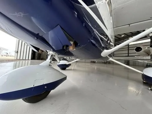 Exterior view of a 2010 CESSNA 182T SKYLANE, N826TR.