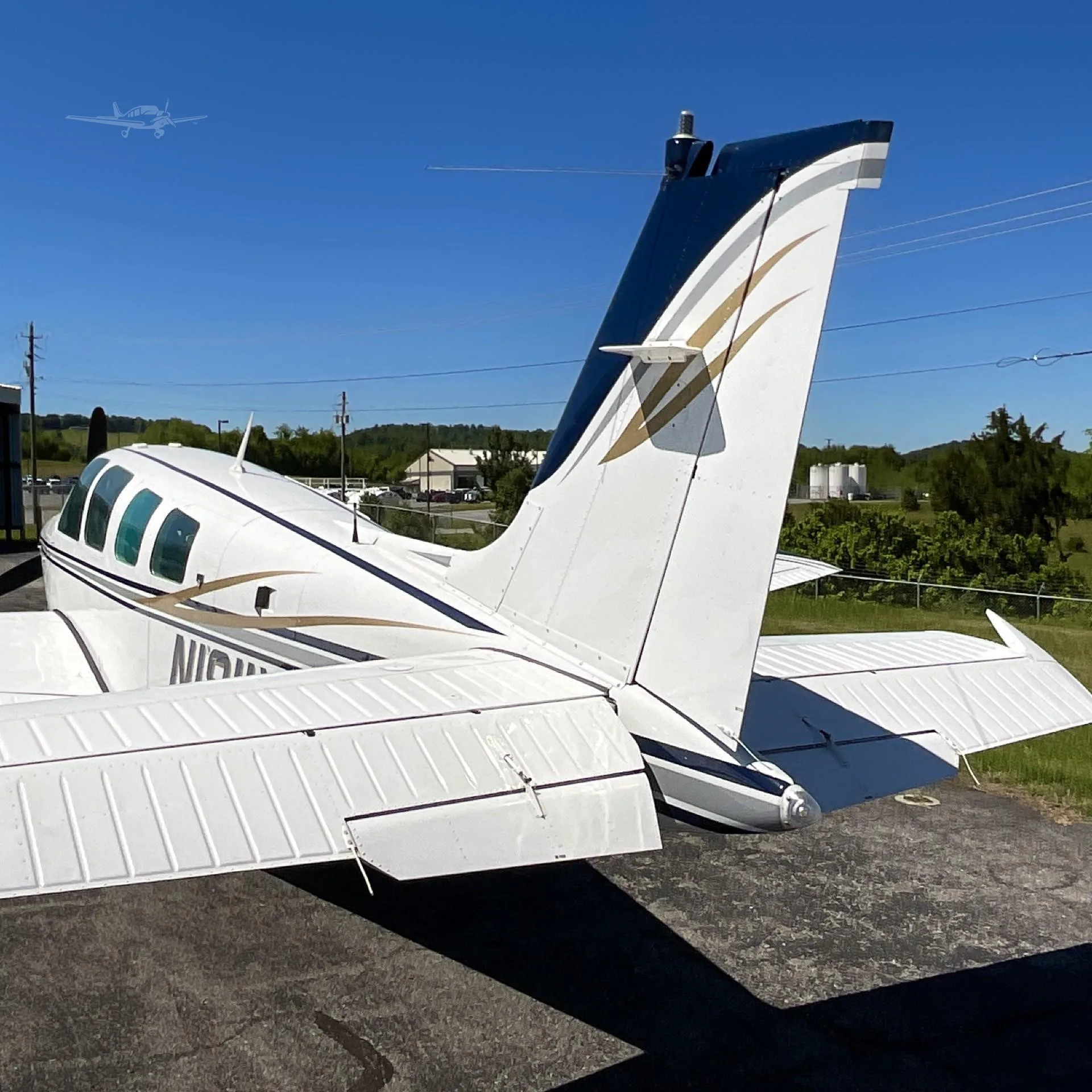 Exterior view of a 1981 BEECHCRAFT A36 BONANZA, N1811Y.