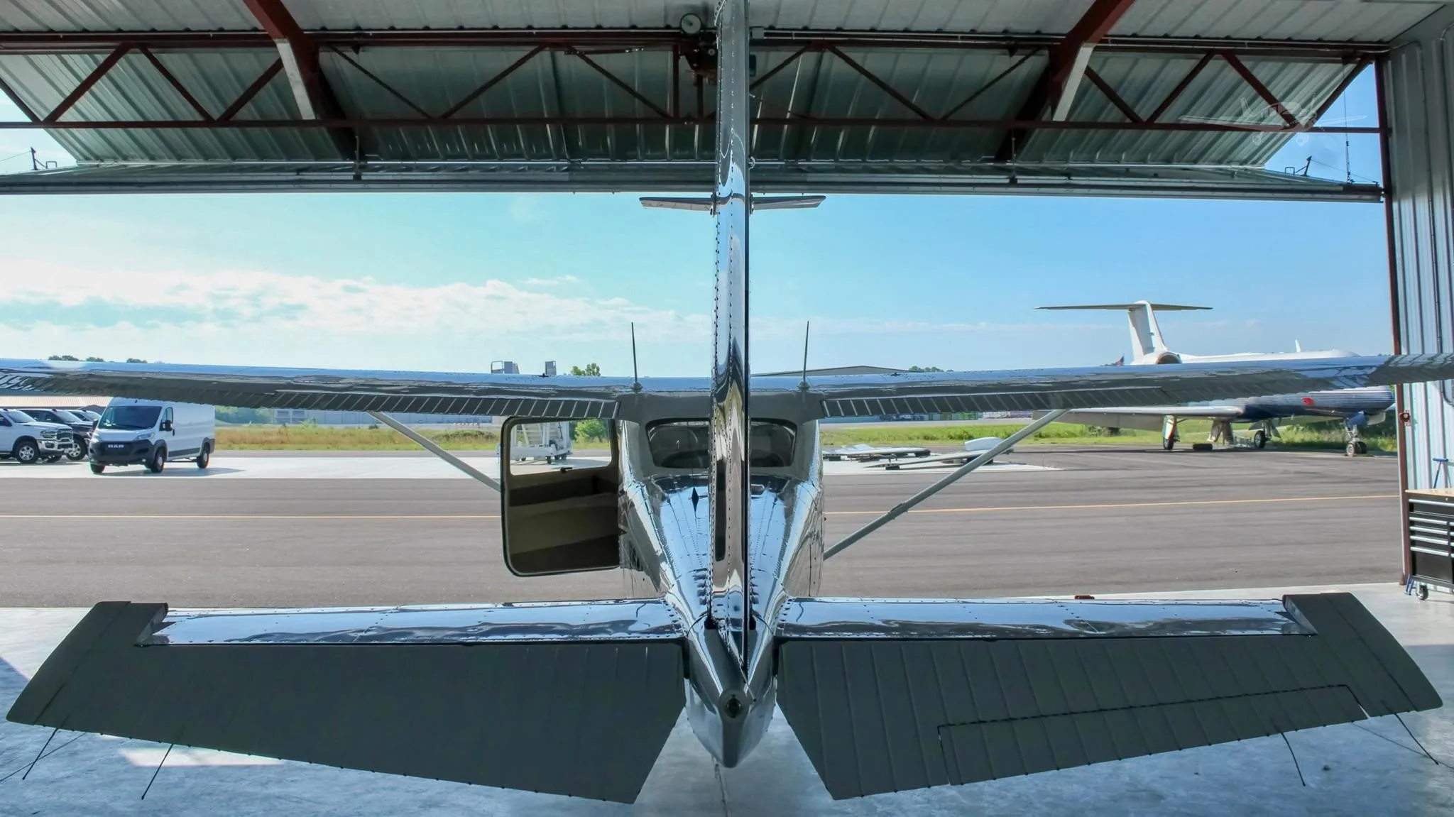 2004 Cessna 182T Skylane