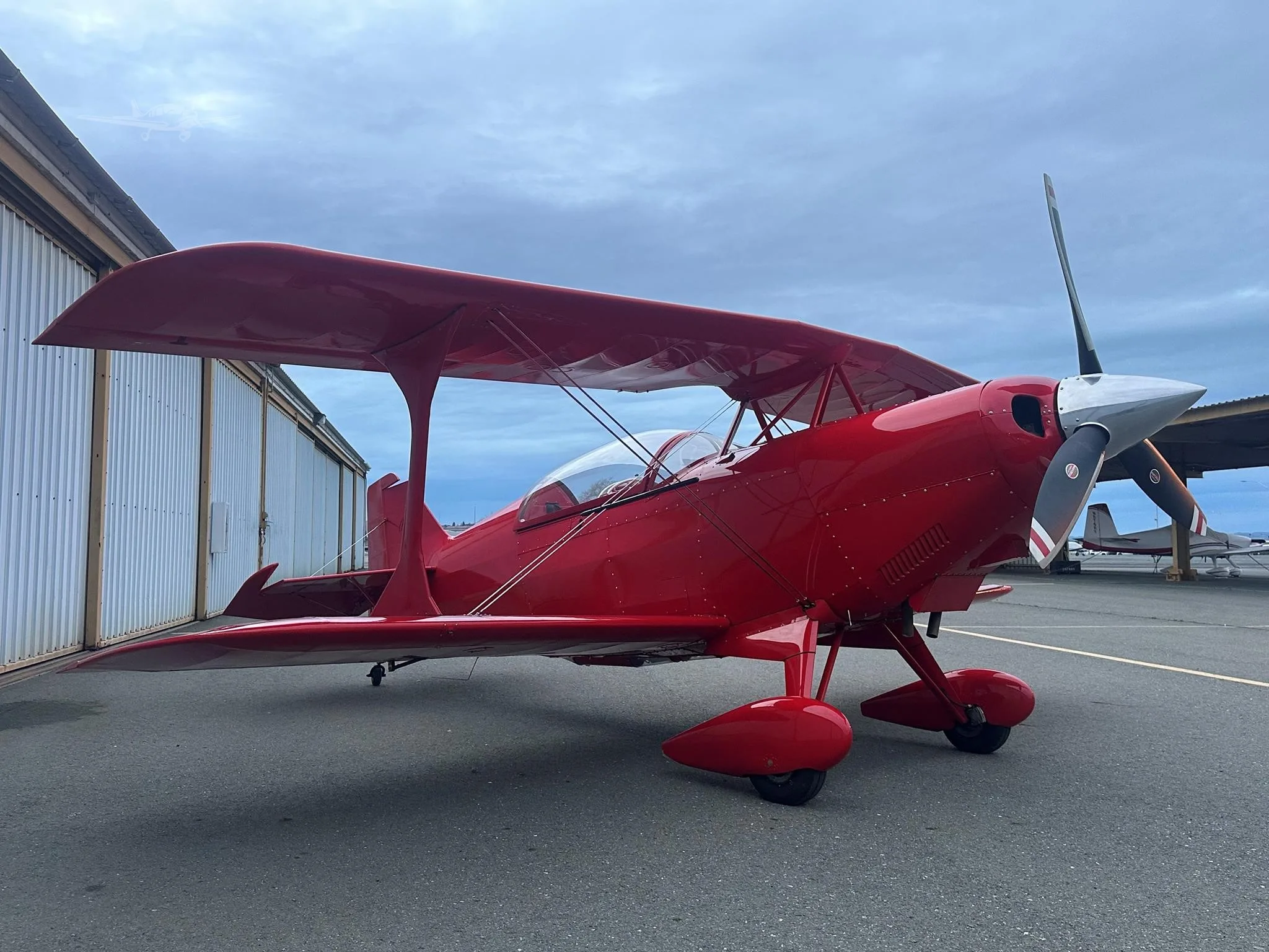 Exterior view of a 2001 PITTS S-2C, N15TA.