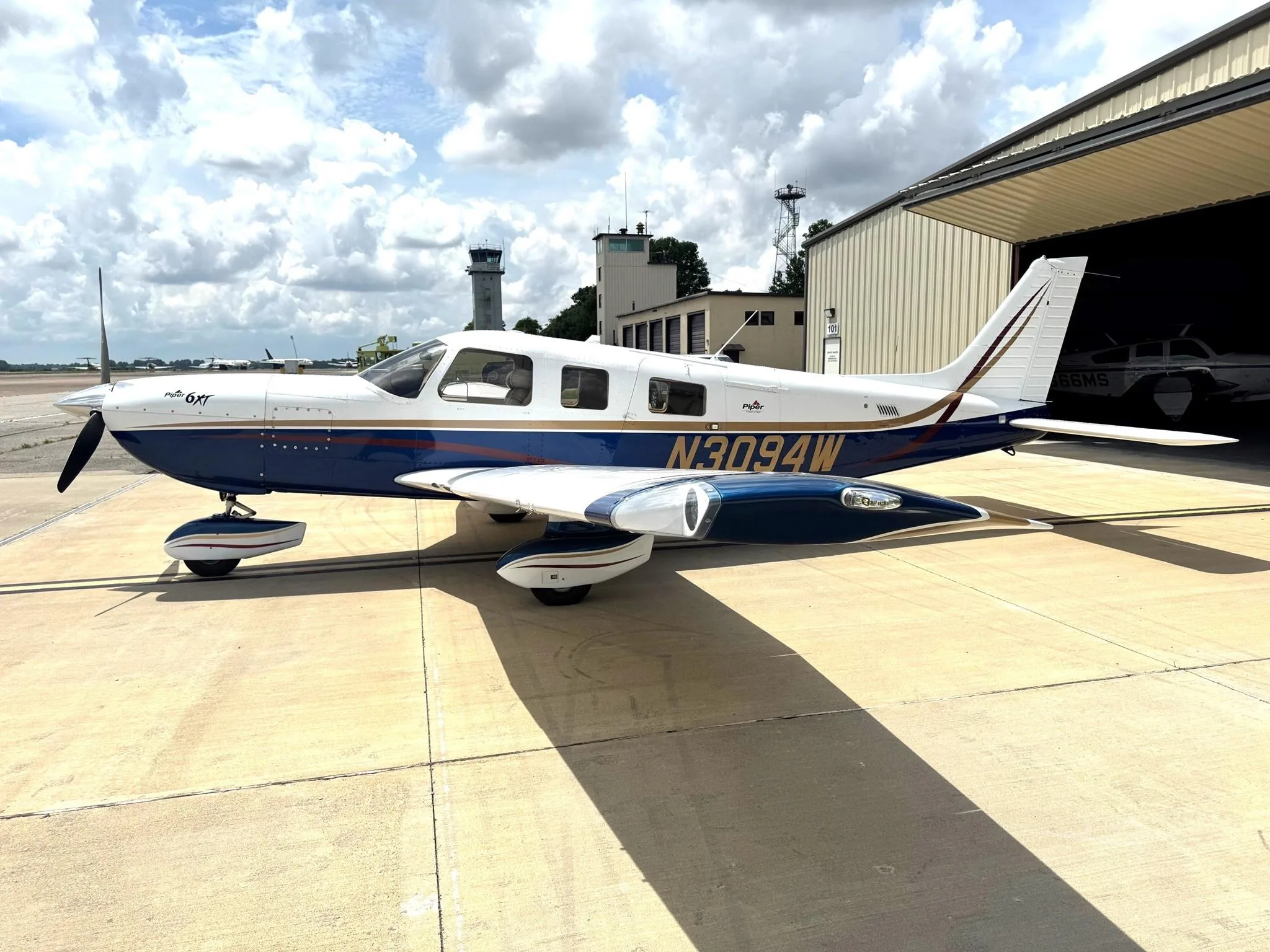 2005 PIPER 6XT