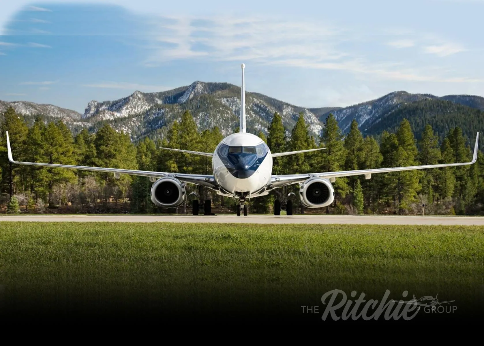 Exterior view of a BOEING BBJ.