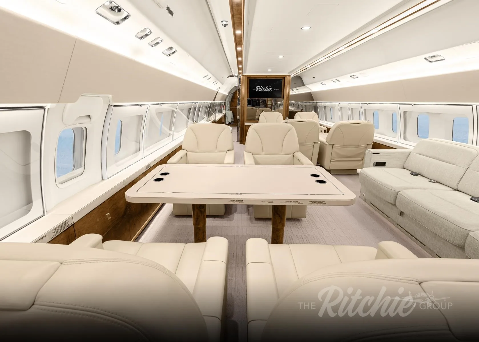 Cabin interior of a BOEING BBJ.
