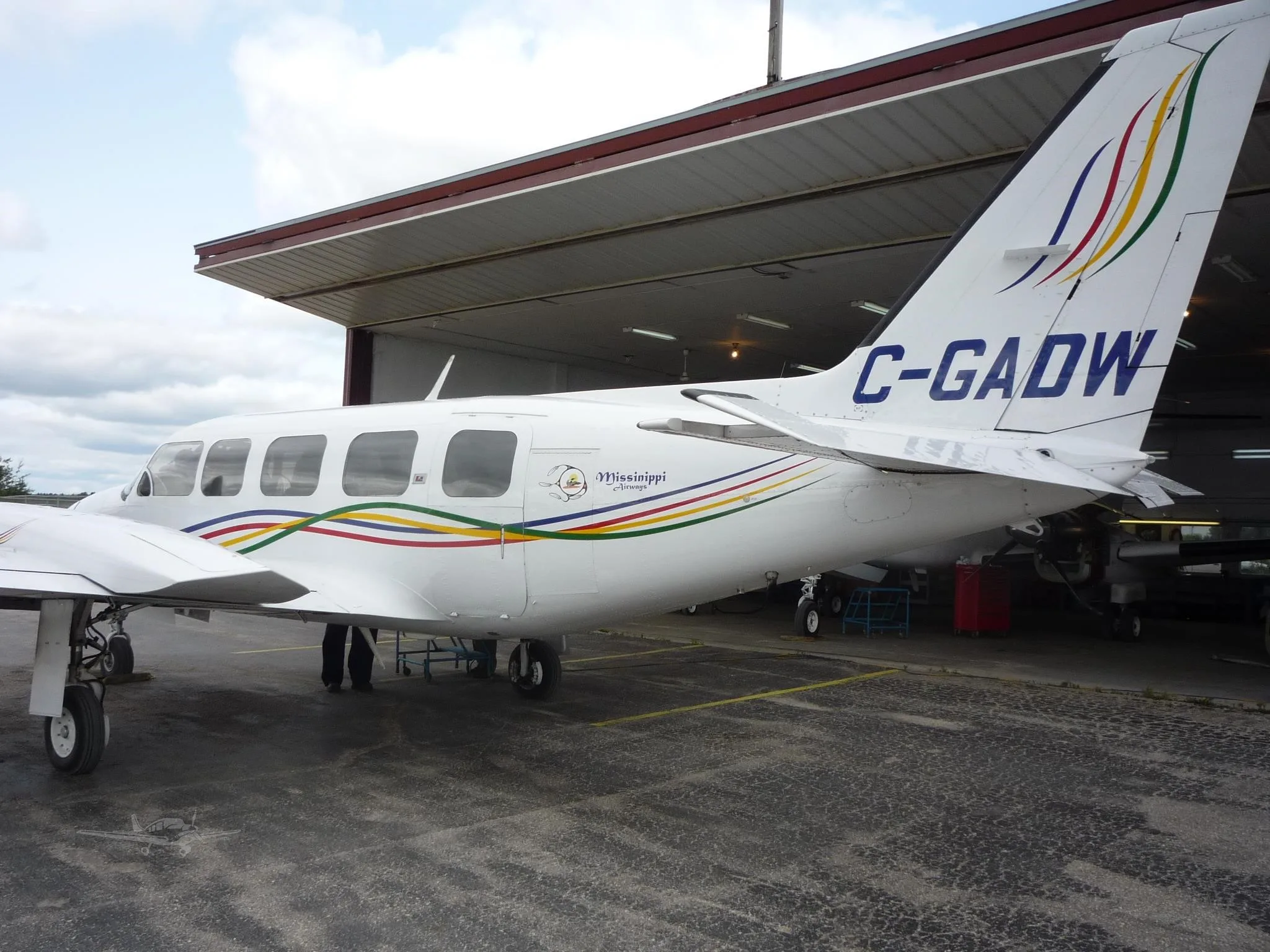Exterior view of a 1977 PIPER NAVAJO CHIEFTAIN, C-GADW.