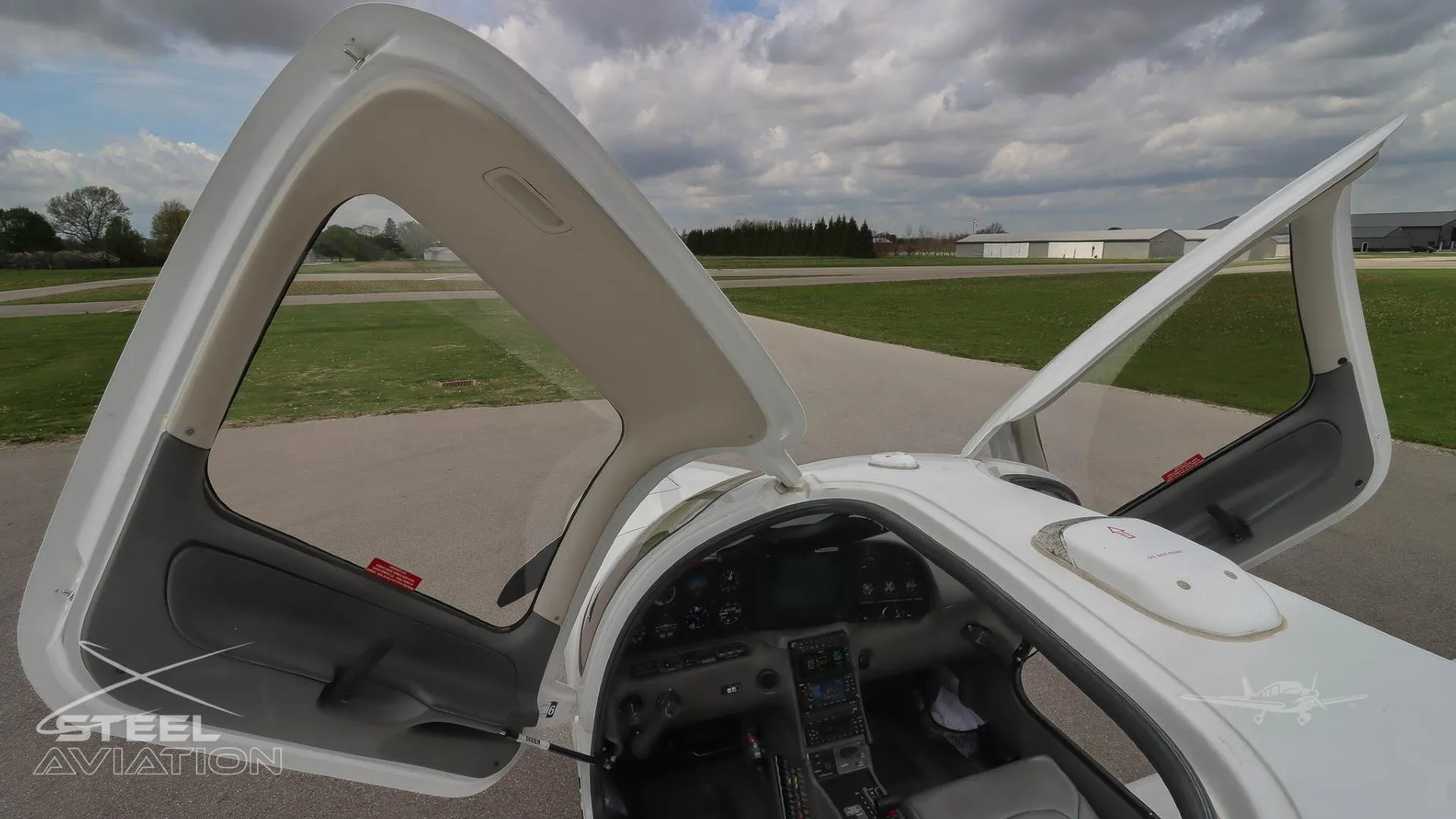 2002 Cirrus SR22