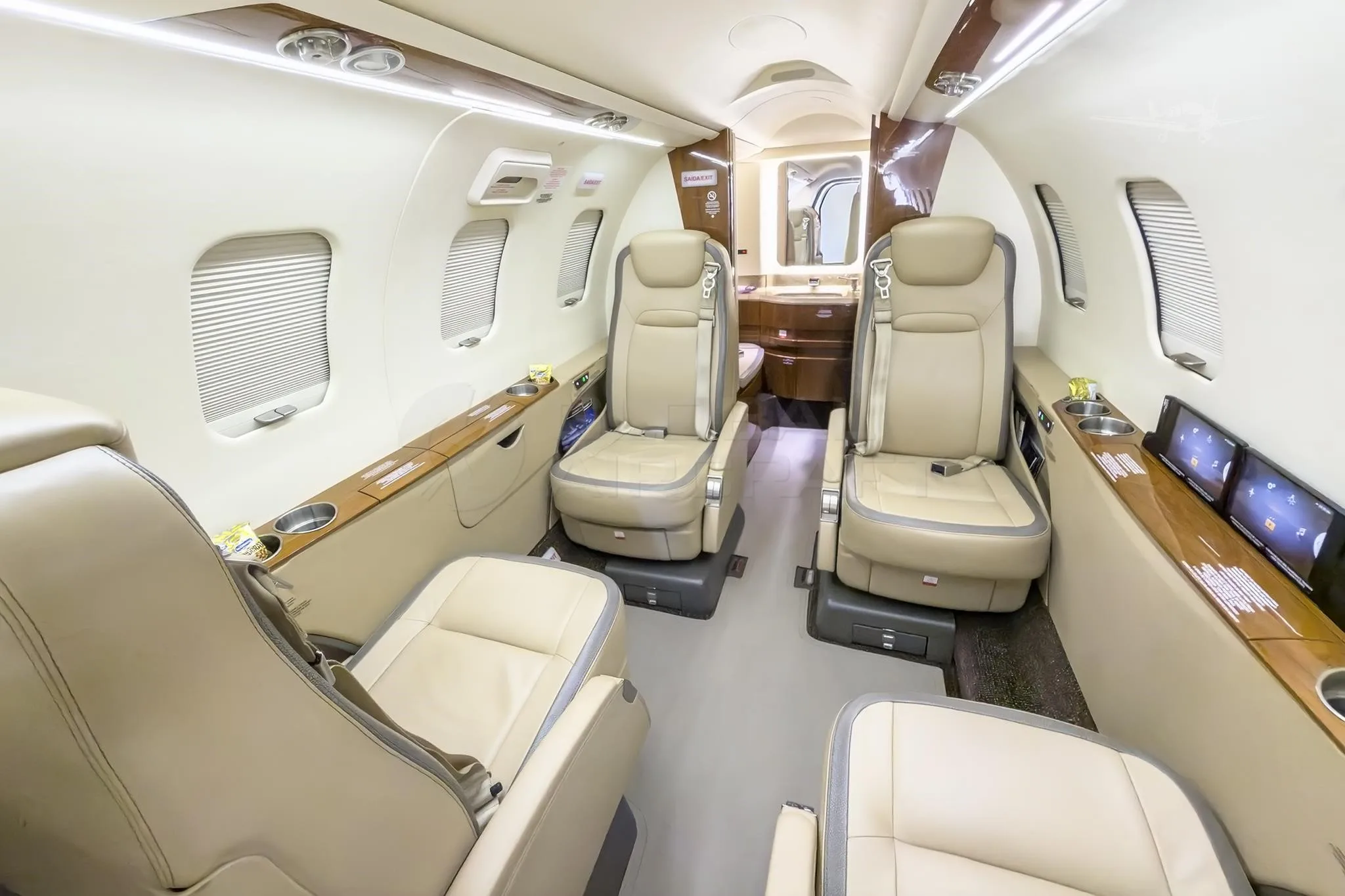 Cabin interior of a 2014 LEARJET 75.