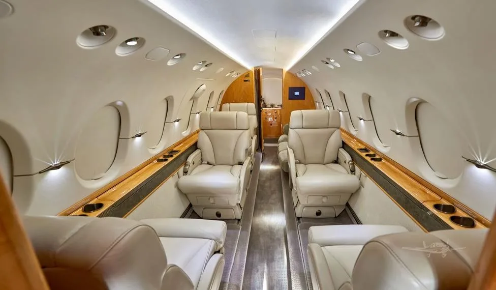 2005 Hawker 800XP