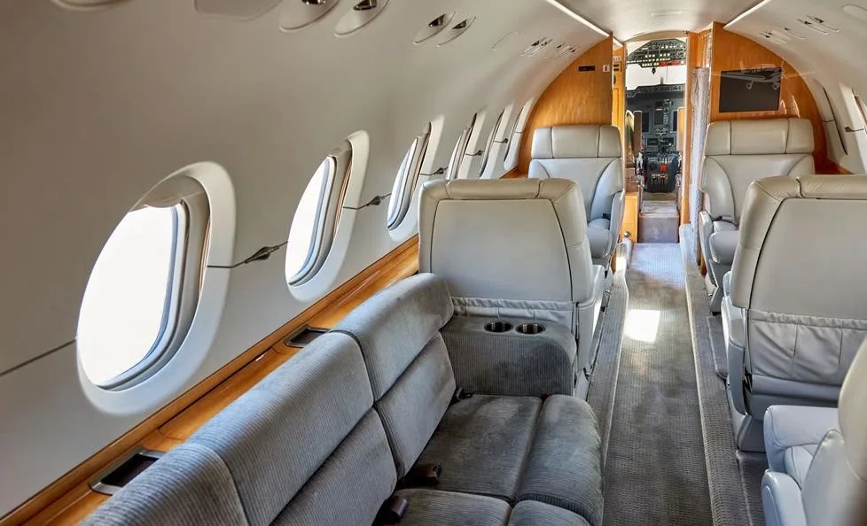2005 Hawker 800XP