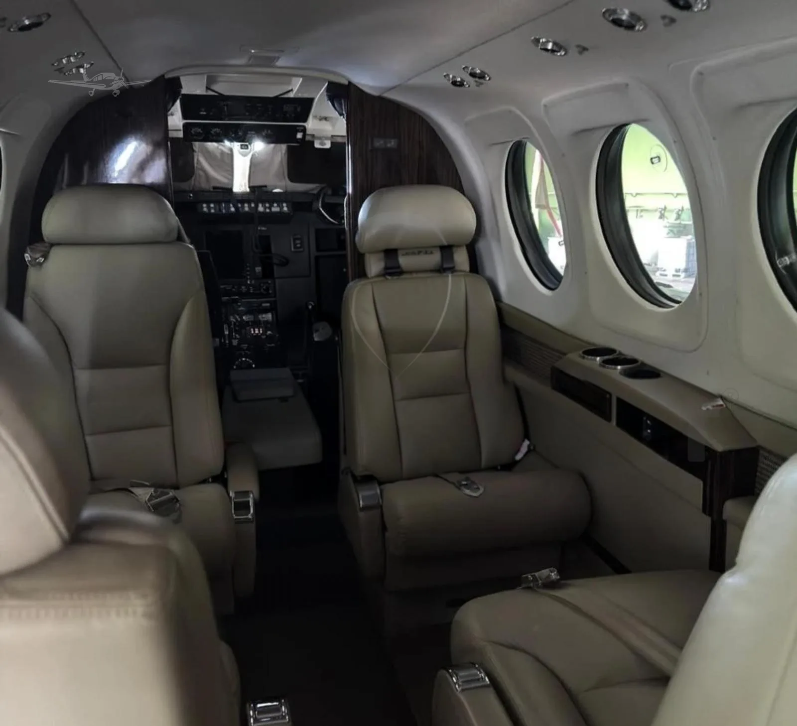 Cabin interior of a 2014 BEECHCRAFT KING AIR C90GTX.