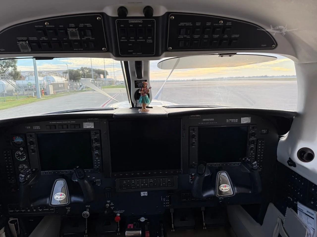 Cockpit and instrument panel of a 2013 PIPER MERIDIAN.