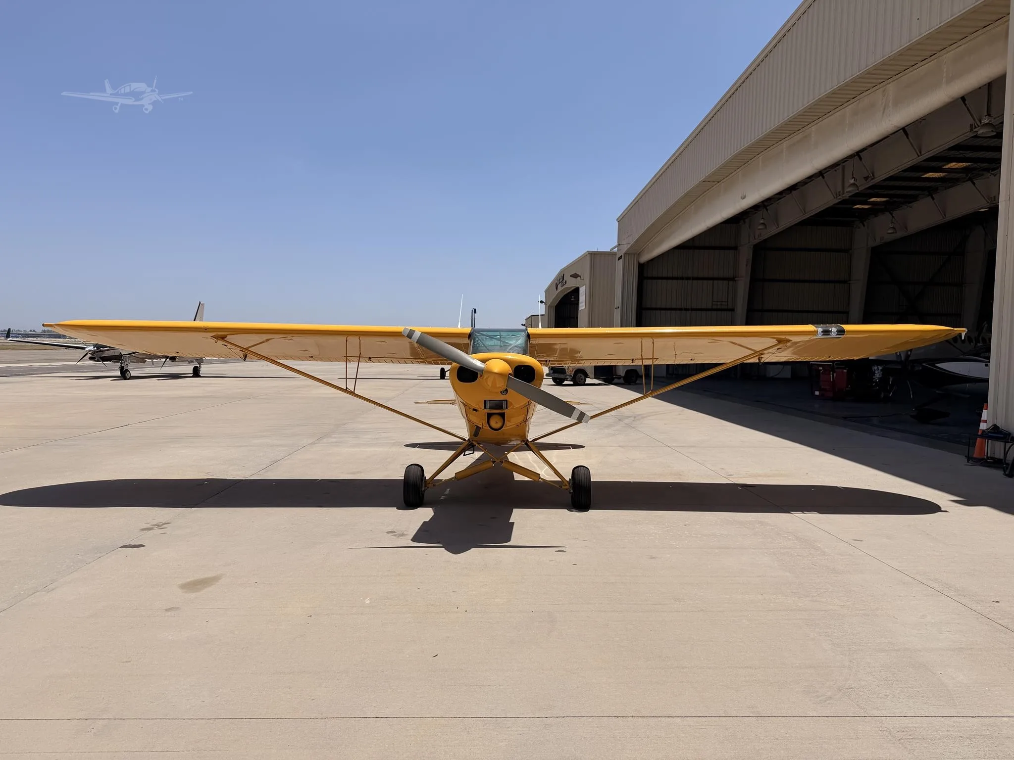 Exterior view of a 1990 PIPER SUPER CUB, N41562.