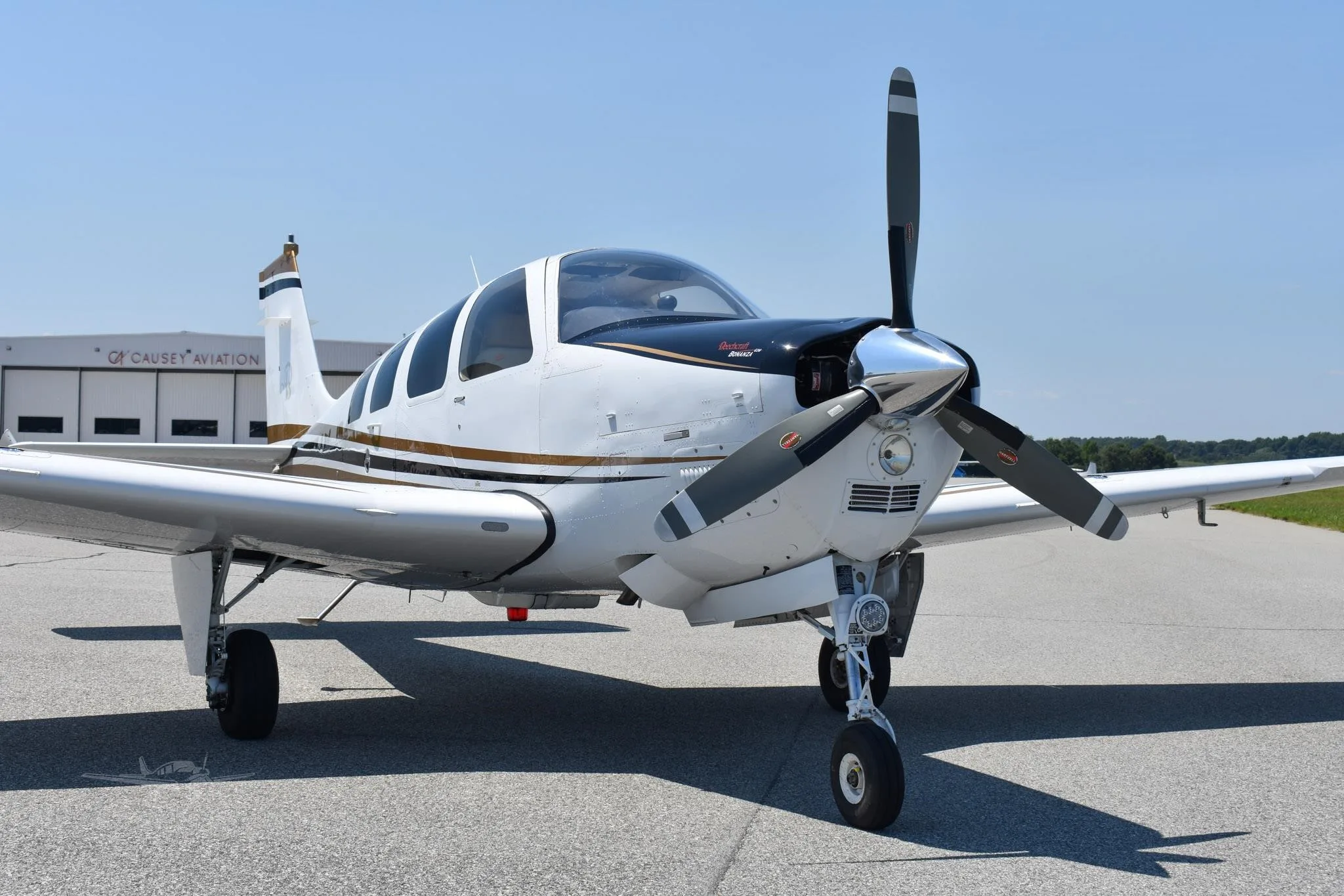 Exterior view of a 2006 BEECHCRAFT G36 BONANZA, N297MP.