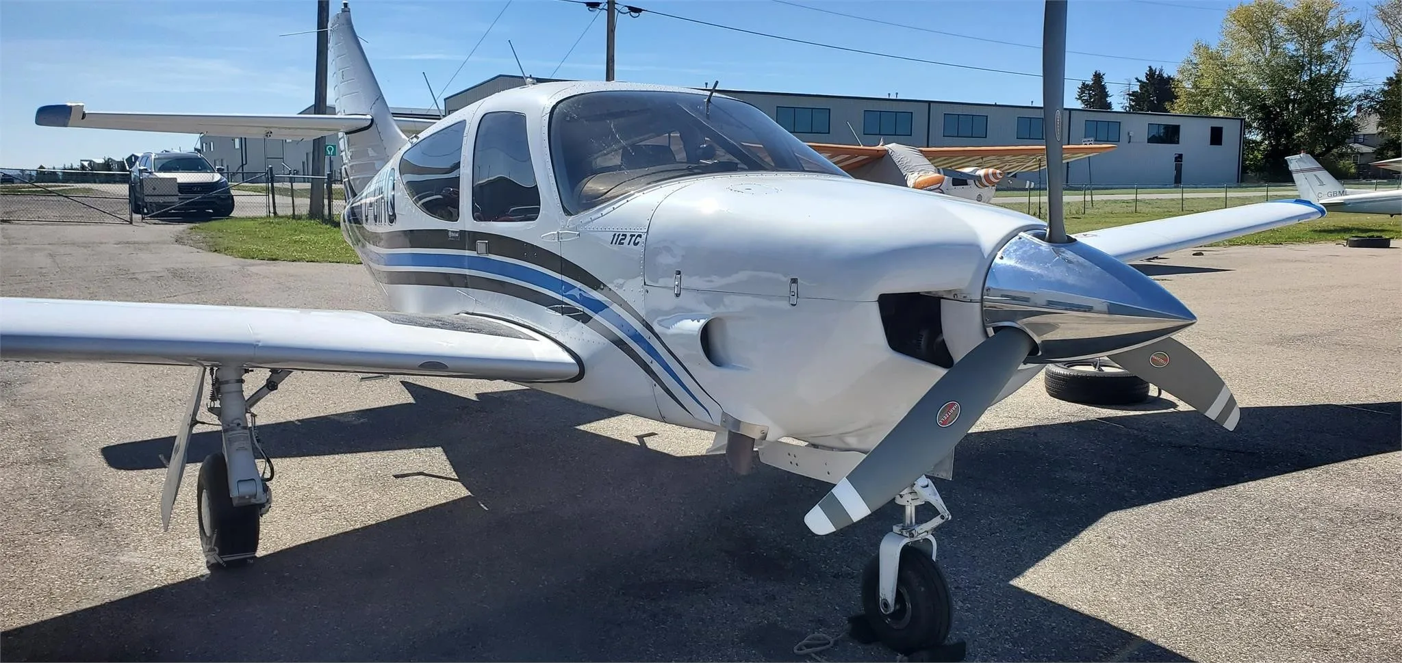 Exterior view of a 1976 COMMANDER 112TC, C-GIHQ.