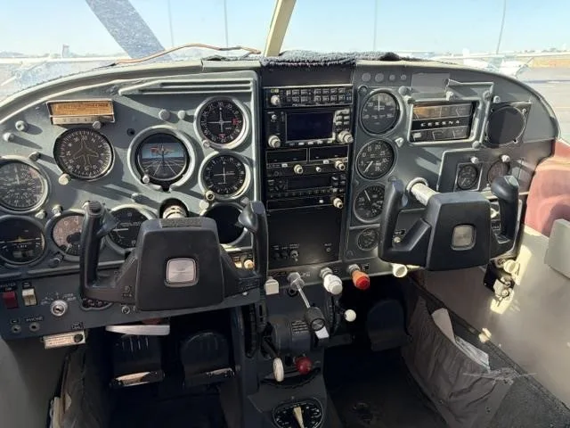 Cockpit and instrument panel of a 1962 CESSNA 210.