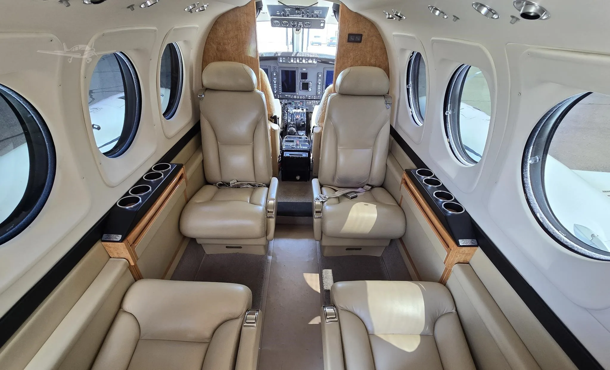 Cabin interior of a 2008 BEECHCRAFT KING AIR C90GTI.