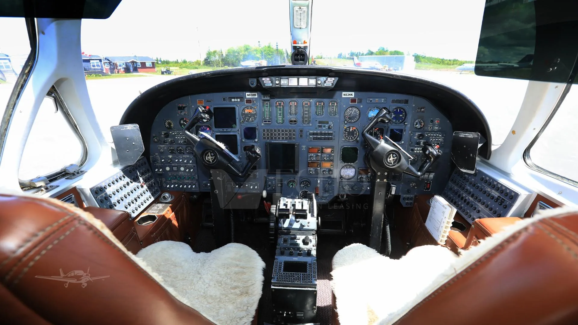 Cockpit and instrument panel of a 1984 CESSNA CITATION SII.