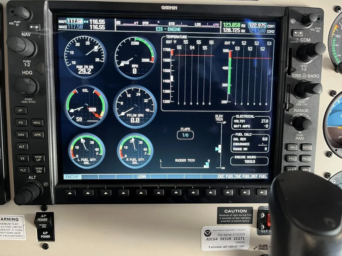 Avionics suite of a 2008 MOONEY M20R OVATION 3 GX.
