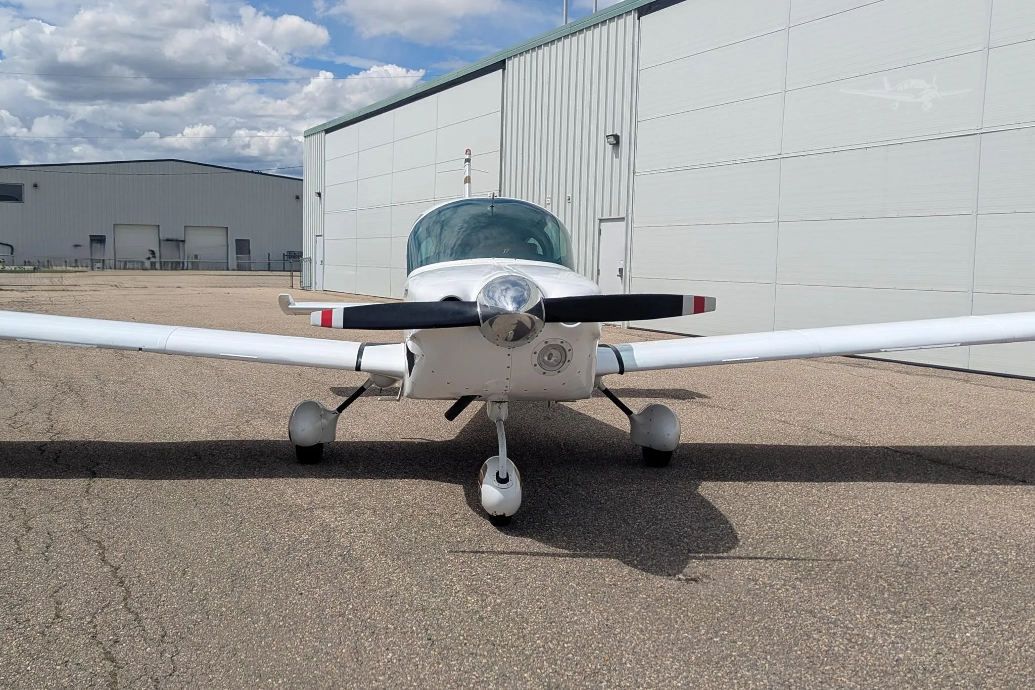 Exterior view of a 1979 GRUMMAN/AMERICAN GENERAL AA5B TIGER, C-GZDZ.