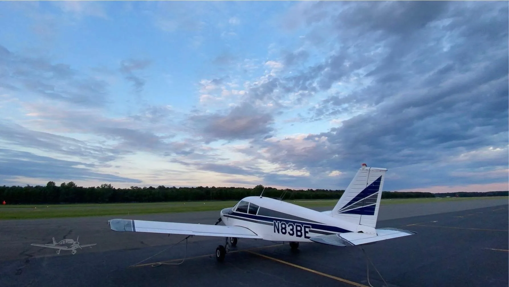 Exterior view of a 1967 PIPER CHEROKEE 140, N83BE.