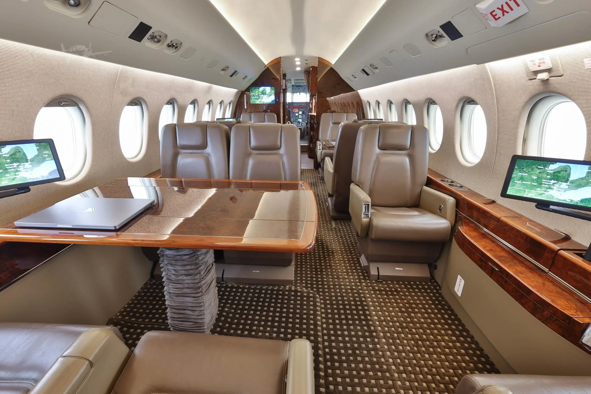 Cabin interior of a 1999 DASSAULT FALCON 2000.