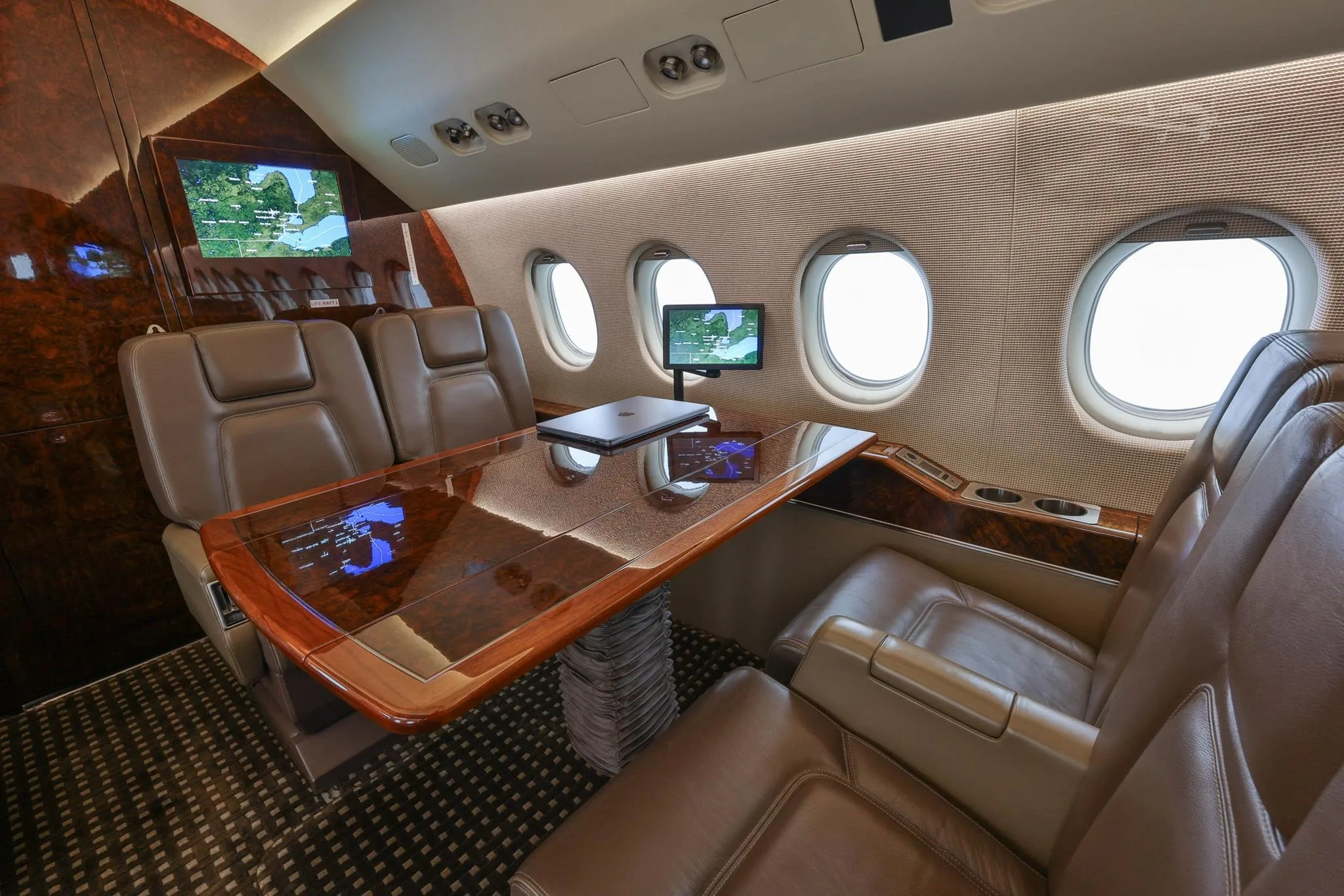 Cabin interior of a 1999 DASSAULT FALCON 2000.