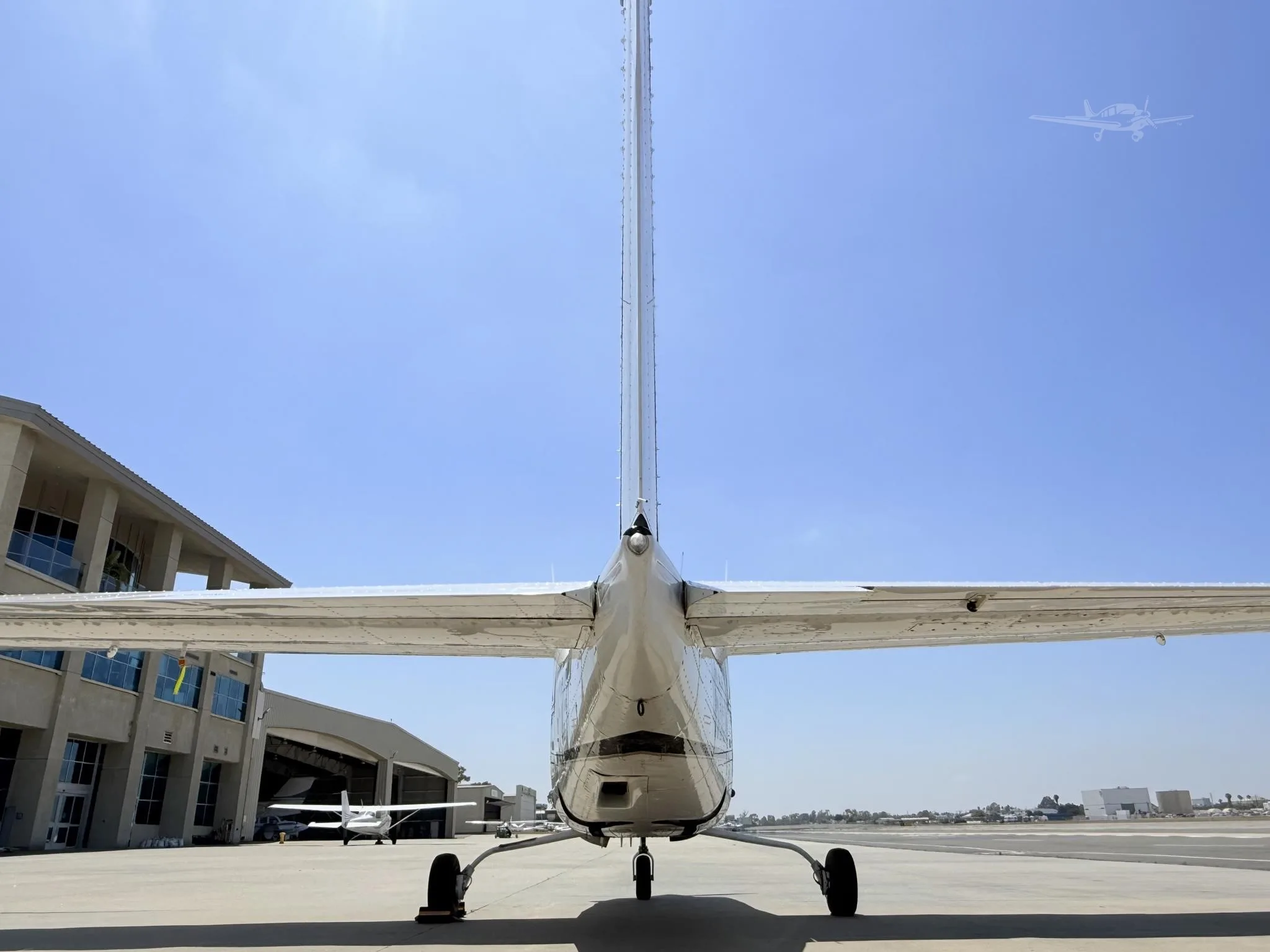 Exterior view of a 1985 CESSNA P210R, N68EA.