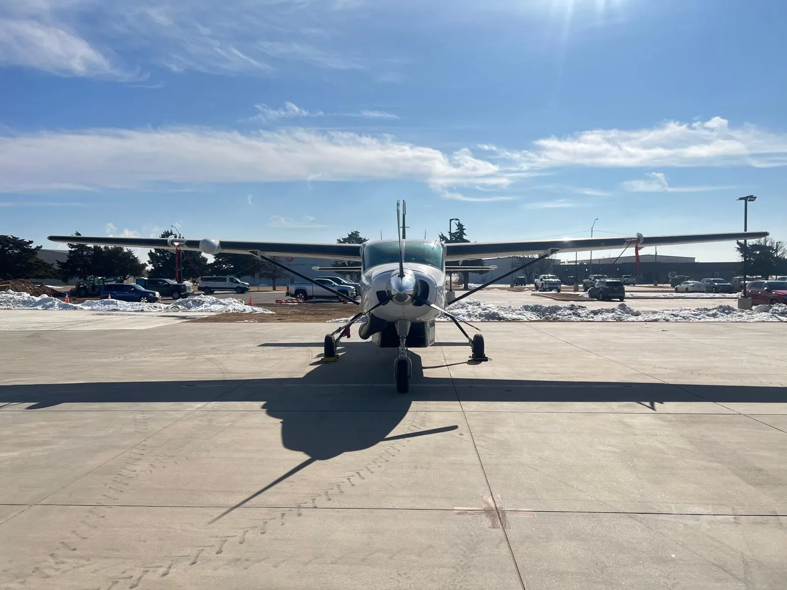 Exterior view of a 1989 CESSNA 208B SUPER CARGOMASTER, N208BL.