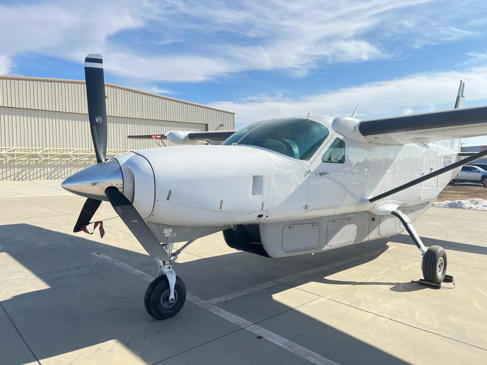 Exterior view of a 1989 CESSNA 208B SUPER CARGOMASTER, N208BL.