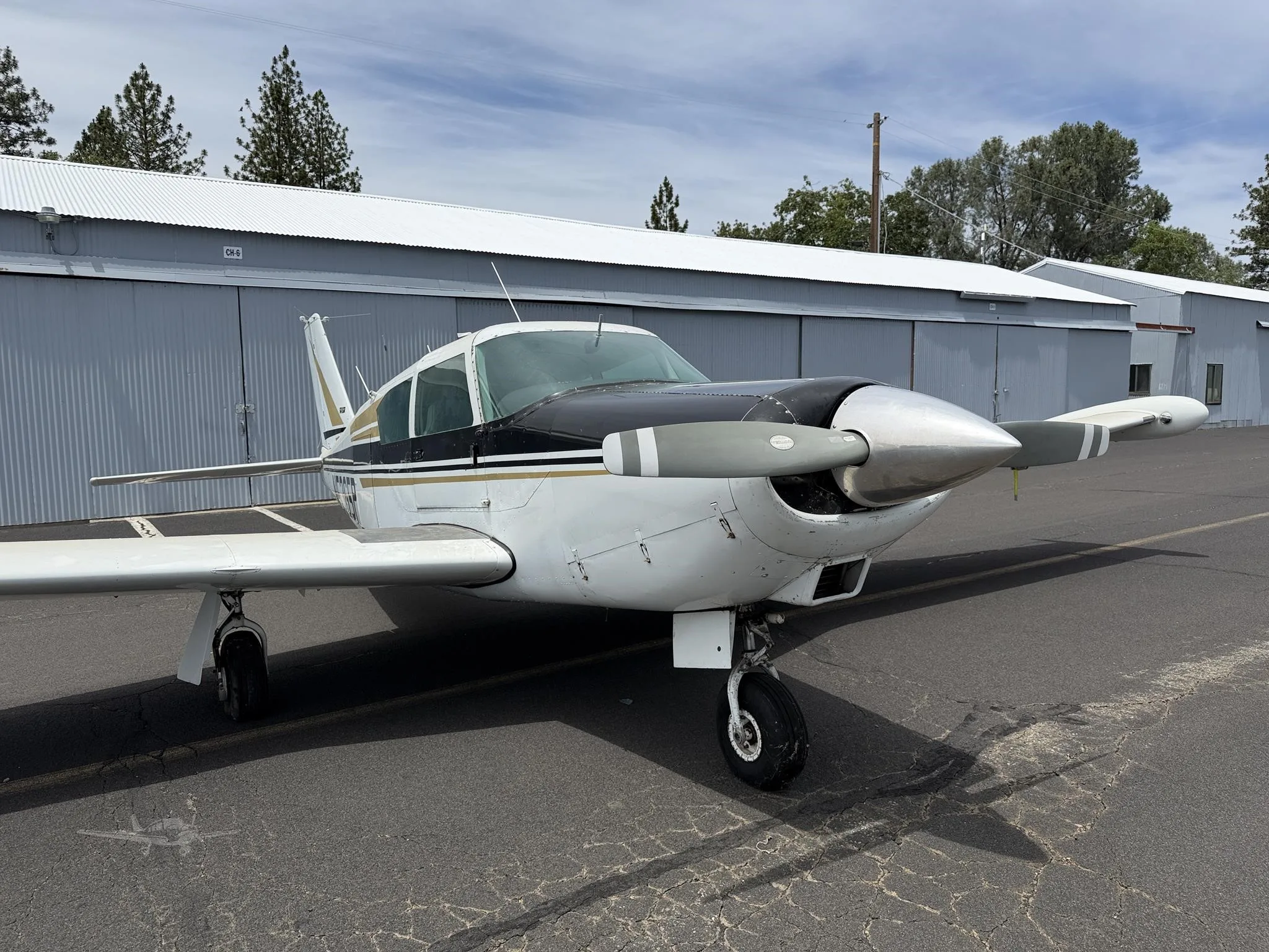 Exterior view of a 1959 PIPER COMANCHE 250, N5365P.