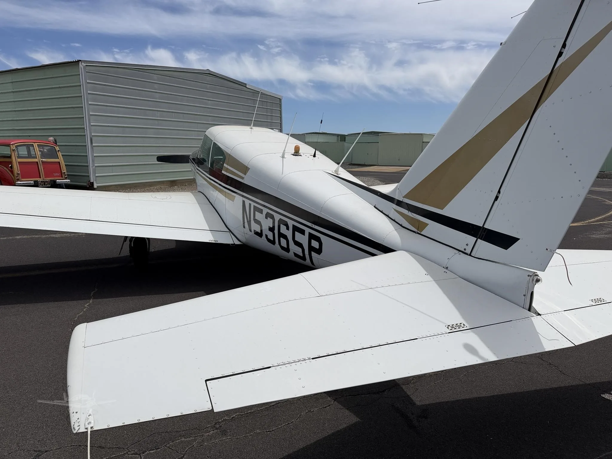 Exterior view of a 1959 PIPER COMANCHE 250, N5365P.