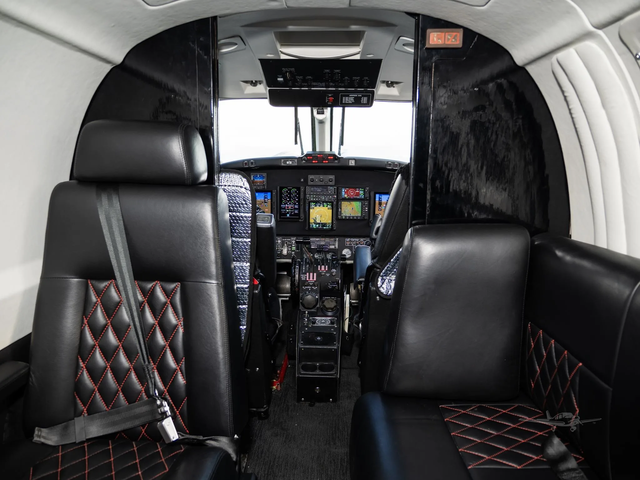 Cabin interior of a 1981 BEECHCRAFT KING AIR B200.