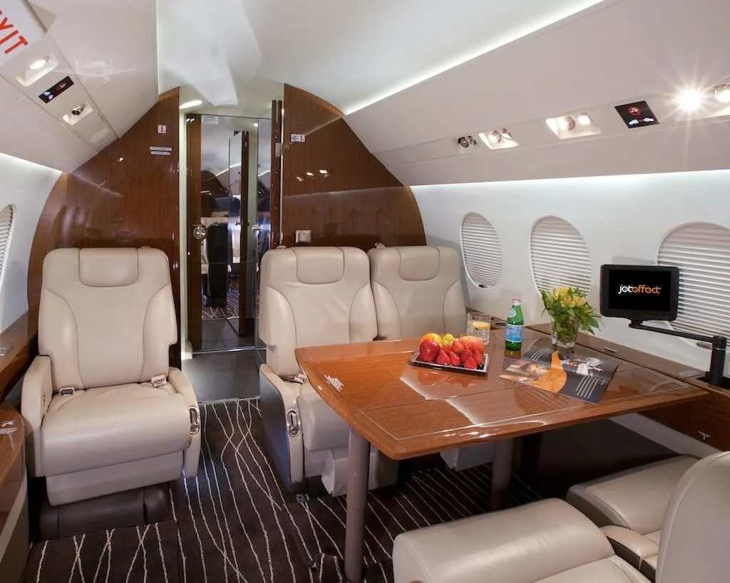 2006 Dassault Falcon 2000LX