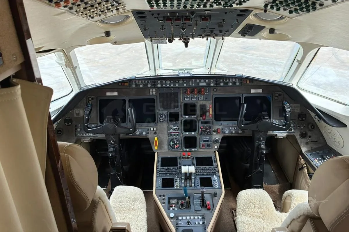 2004 Dassault Falcon 2000