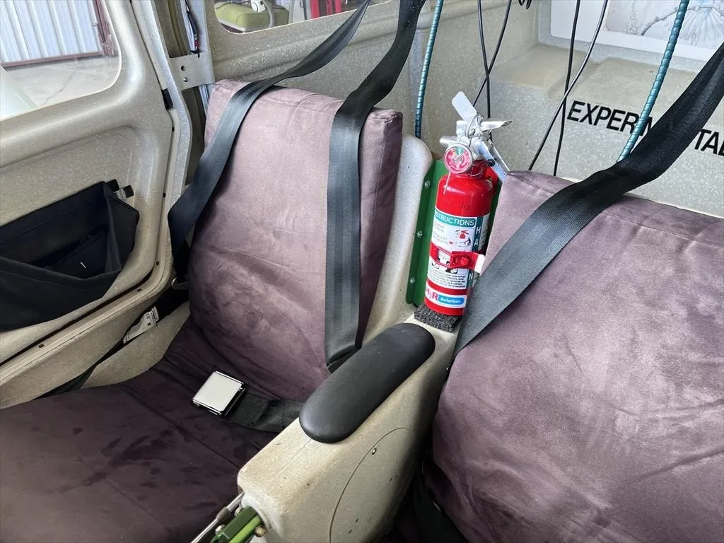 Cabin interior of a 2007 JABIRU J250.