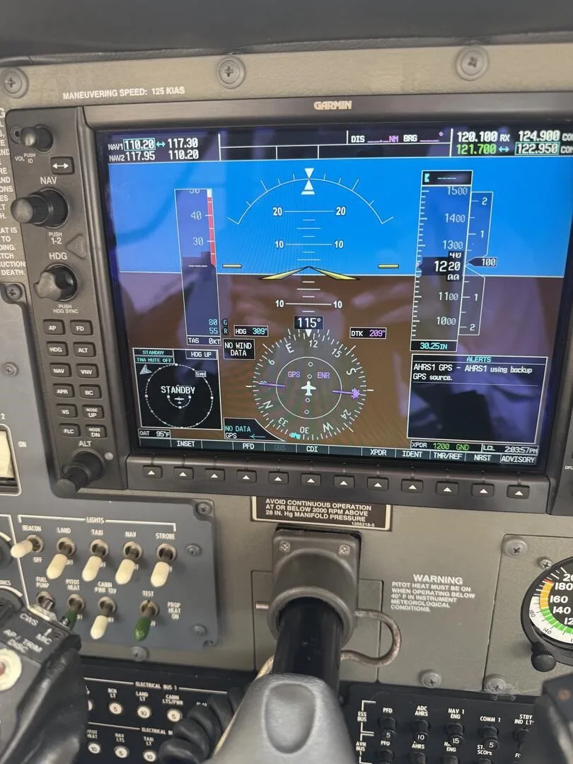 Avionics suite of a 2010 CESSNA TURBO 206H STATIONAIR.