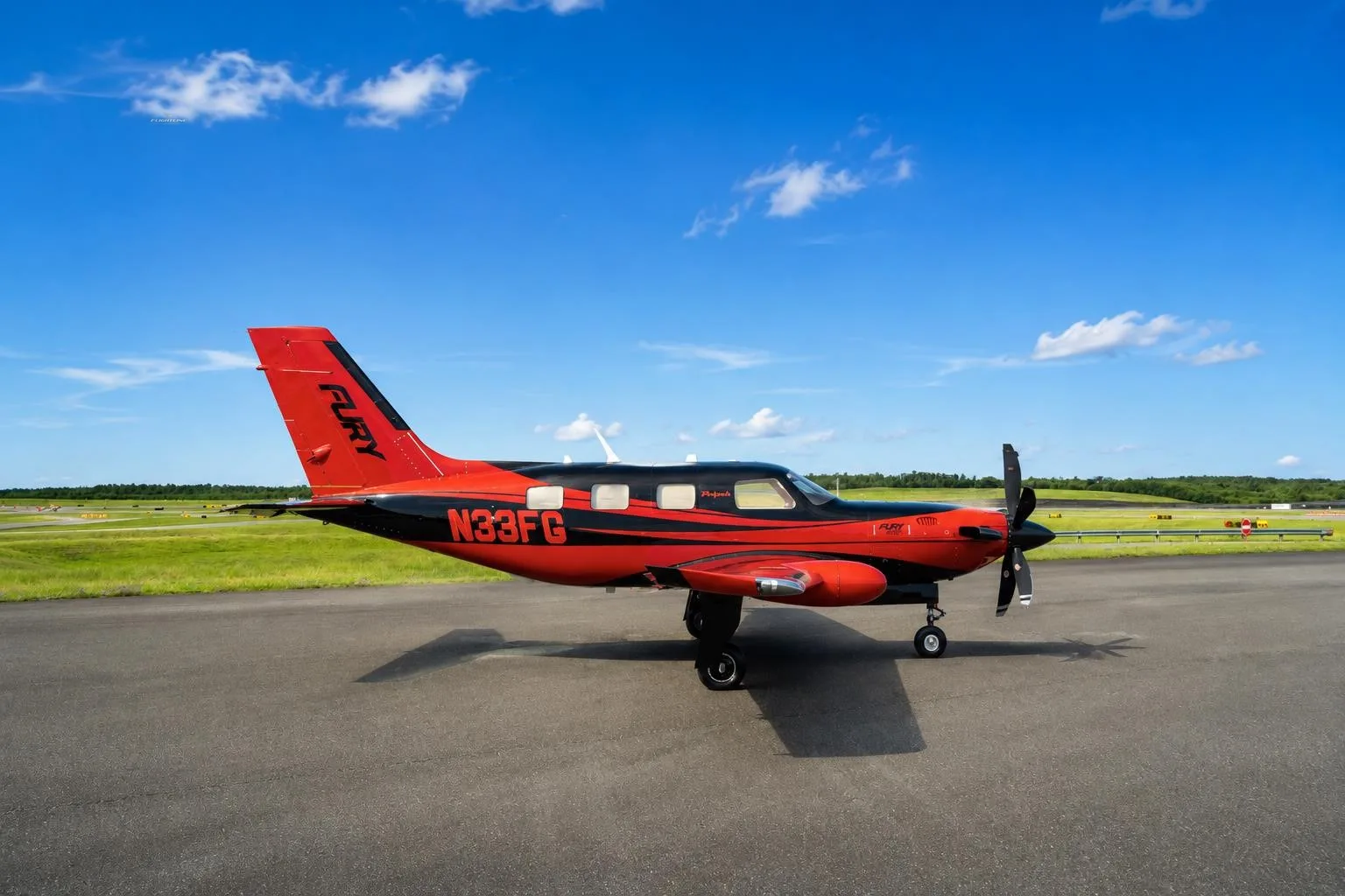 Exterior view of a 2026 PIPER M700, N33FG.