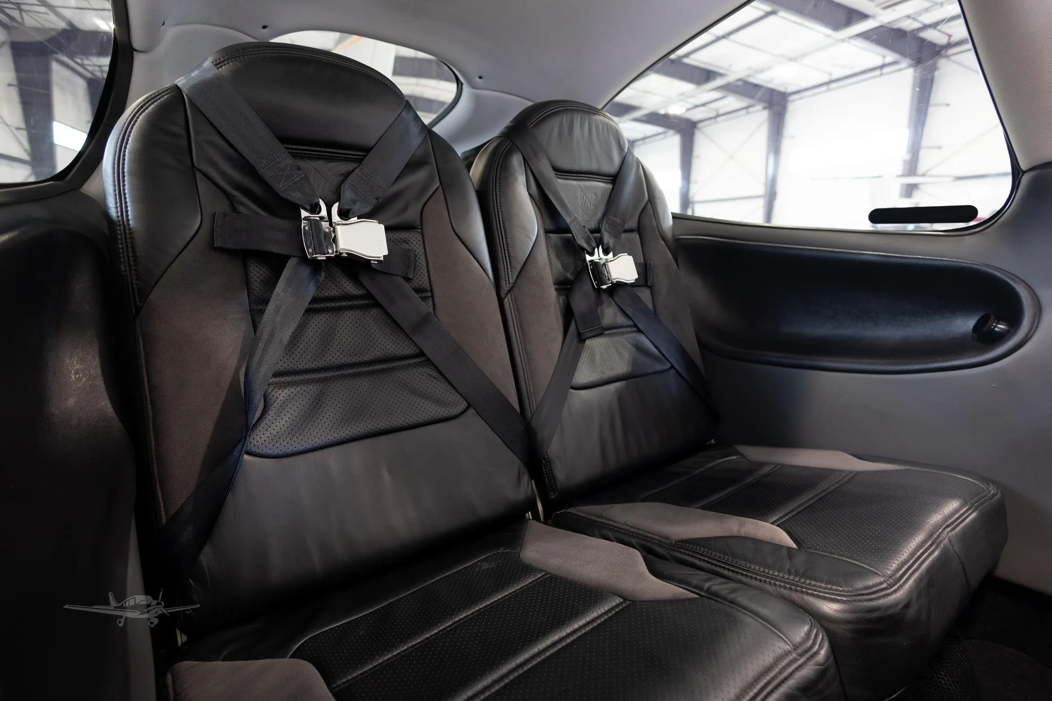 Cabin interior of a 2009 CIRRUS SR22-G3.