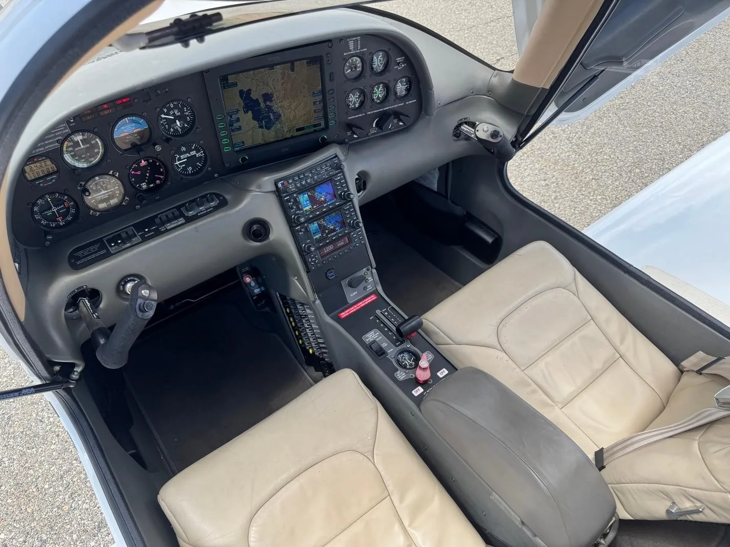 2002 Cirrus SR22