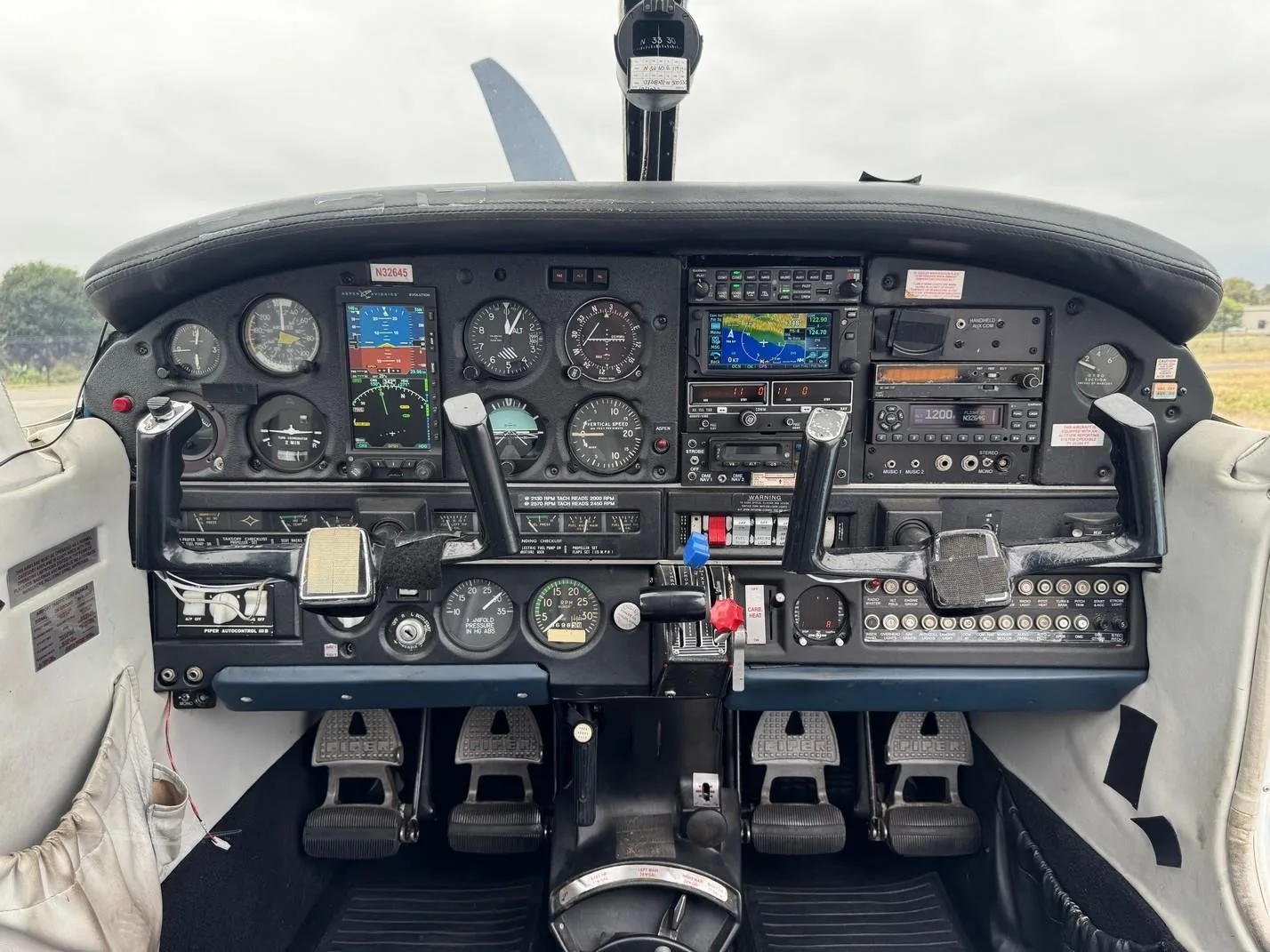1975 Piper Pathfinder 235