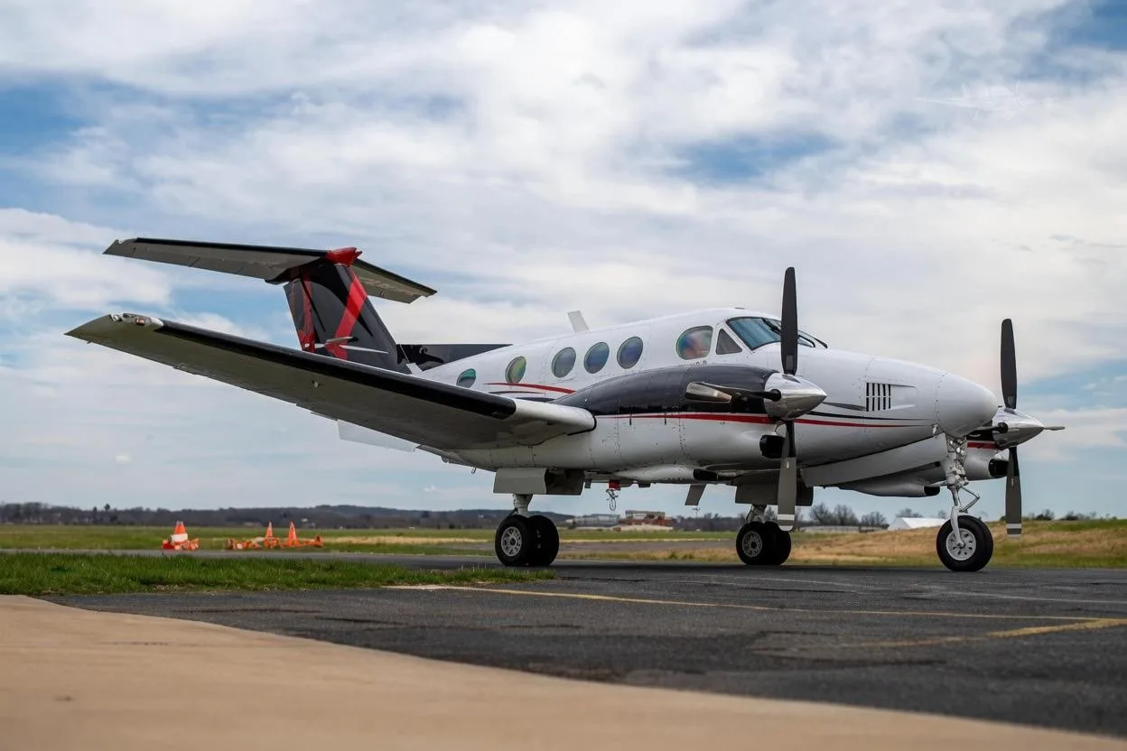 Exterior view of a 1980 BEECHCRAFT KING AIR F90, N261MA.