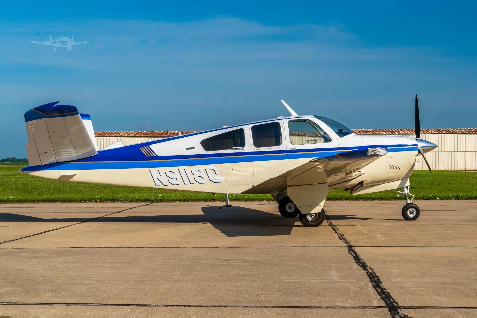Exterior view of a 1970 BEECHCRAFT V35B BONANZA, N9118Q.