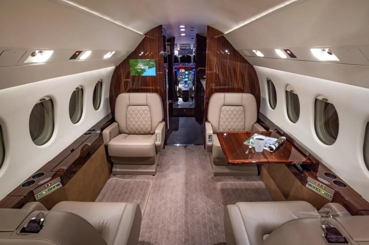 Cabin interior of a 1997 DASSAULT FALCON 2000.