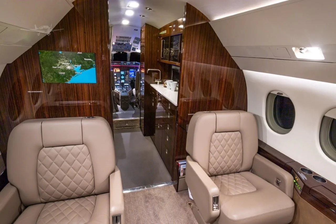 Cabin interior of a 1997 DASSAULT FALCON 2000.